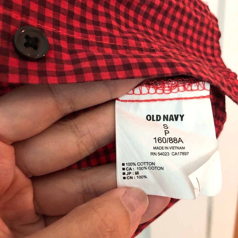 Old Navy Women’s Button down - Picture 5 of 6